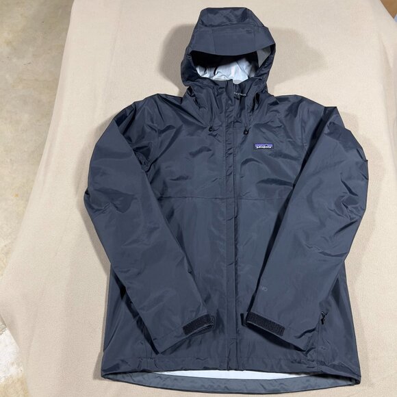 Patagonia Other - Patagonia Men's Torrentshell 3L Rain Jacket